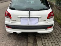 Gebraucht Peugeot 206 60 PS (44 kW) 2011 Weiß Limousine