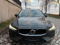 Gebraucht Volvo V60 197 PS (144 kW) 2021 Grau Kombi