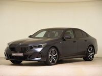 Gebraucht BMW 520 M Sport 197 PS (144 kW) 2024 Schwarz Limousine