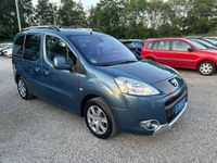 Gebraucht Peugeot TePee Tendance 120 PS (88 kW) 2011 Blau Kombi