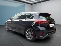 Neu Ford Focus ST-Line 125 PS (91 kW) 2025 Schwarz Limousine