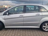 Gebraucht Mercedes B200 140 PS (102 kW) 2006 Silber Van / Kleinbus