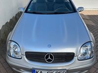 Gebraucht Mercedes SLK200 163 PS (119 kW) 2002 Silber Cabrio