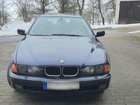 Gebraucht BMW 528 193 PS (141 kW) 2000 Blau Kombi