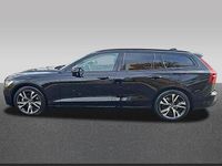 Gebraucht Volvo V60 Plus 197 PS (144 kW) 2025 Schwarz Kombi
