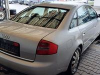 Gebraucht Audi A6 220 PS (161 kW) 2002 Silber Limousine