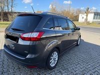Gebraucht Ford Grand C-Max Titanium 125 PS (91 kW) 2019 Grau Van / Kleinbus