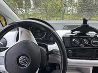 Second-hand VW up! 60 CP (44 kW) 2018 Alb Hatchback