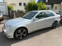 Gebraucht Mercedes C230 Classic 204 PS (150 kW) 2006 Silber Limousine