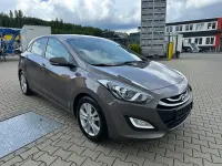 Gebraucht Hyundai i30 110 PS (80 kW) 2014 Grau Limousine