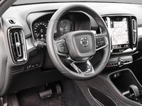 Gebraucht Volvo XC40 Plus 211 PS (155 kW) 2023 Weiß SUV