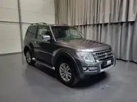 Gebraucht Mitsubishi Pajero Top 200 PS (147 kW) 2015 Mineralgrau (m) SUV