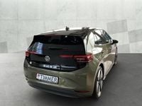 Neu VW ID.3 Pro 169 kW (231 PS) 2025 Beige (dark olivine green metallic / schwarz uni) Kleinwagen