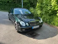 Gebraucht Mercedes E240 177 PS (130 kW) 2005 Schwarz Limousine