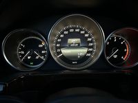 Gebraucht Mercedes E220 204 PS (150 kW) 2013 Silber Limousine