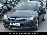 Używany Opel Astra GTC 105 KM (77 kW) 2005 Szary Coupe
