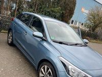 Gebraucht Hyundai i20 Style 101 PS (74 kW) 2015 Blau Kleinwagen