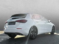 Gebraucht Mercedes A200 Advanced 163 PS (119 kW) 2024 Weiß Limousine