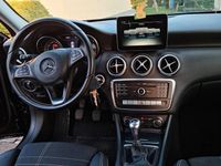 Gebraucht Mercedes A160 102 PS (75 kW) 2016 Schwarz Kleinwagen