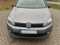 Gebraucht VW Golf VI Match 105 PS (77 kW) 2012 Grau Kleinwagen