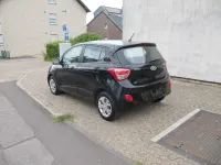 Gebraucht Hyundai i10 Intro Edition 67 PS (49 kW) 2015 Schwarz Kleinwagen