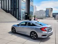 Gebraucht Honda Civic Executive 182 PS (133 kW) 2018 Silber Limousine