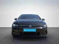 Gebraucht VW Golf VIII R-line 150 PS (110 kW) 2024 Grenadillschwarz metallic Limousine
