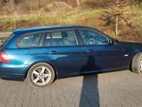 Gebraucht BMW 316 2011 Blau Limousine