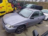 Gebraucht Ford Escort 75 PS (55 kW) 1996 Grau Coupé