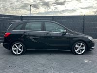 Gebraucht Mercedes B250 211 PS (155 kW) 2013 Schwarz Van / Kleinbus