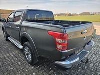 Gebraucht Mitsubishi L200 Plus 181 PS (133 kW) 2018 Grün Pickup