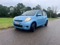 Gebraucht Daihatsu Sirion 69 PS (50 kW) 2009 Blau Kleinwagen