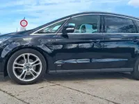 Gebraucht Ford S-MAX Titanium 180 PS (132 kW) 2017 Schwarz Van / Kleinbus