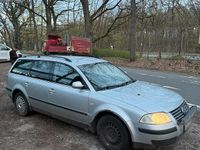 Second-hand VW Passat 101 CP (74 kW) 2003 Argintiu Break