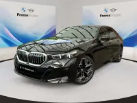 Gebraucht BMW 520 Performance 197 PS (144 kW) 2025 Black sapphire Limousine
