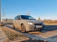 Gebraucht Opel Corsa 75 PS (55 kW) 1997 Grau Kleinwagen