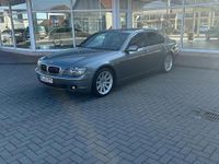 Gebraucht BMW 750 367 PS (269 kW) 2005 Grau Limousine