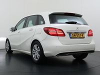 Gebraucht Mercedes B200 Business 136 PS (100 kW) 2018 Weiß Van / Kleinbus