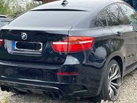 gebraucht BMW X6 M sehr schönes Auto, Motor defekt