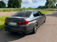 Gebraucht BMW 550 449 PS (330 kW) 2016 Andere farben Limousine