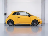 Gebraucht Abarth 695 190 PS (139 kW) 2016 Gelb Kleinwagen