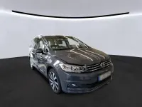 Gebraucht VW Touran Highline 150 PS (110 kW) 2023 Grau Van / Kleinbus