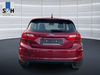 Gebraucht Ford Fiesta Titanium 125 PS (91 kW) 2018 Rot Limousine