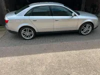Gebraucht Audi A4 130 PS (95 kW) 2000 Silber Limousine