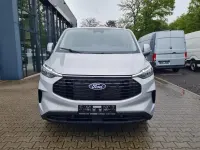 Neu Ford Tourneo Custom 170 PS (125 kW) 2026 Silber Van