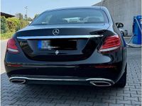 Gebraucht Mercedes E220 194 PS (142 kW) 2019 Schwarz Limousine