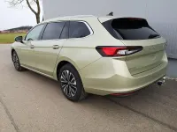 Neu Skoda Superb Selection 220 PS (161 kW) 2025 Ice tea yellow