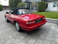 Gebraucht Alfa Romeo Spider 126 PS (92 kW) 1990 Rot Cabrio
