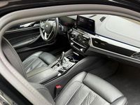 Gebraucht BMW 520 Luxury Line 190 PS (139 kW) 2019 Schwarz Limousine