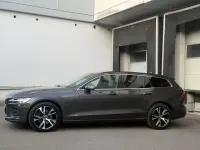 Gebraucht Volvo V60 Core 197 PS (144 kW) 2023 Grau Kombi